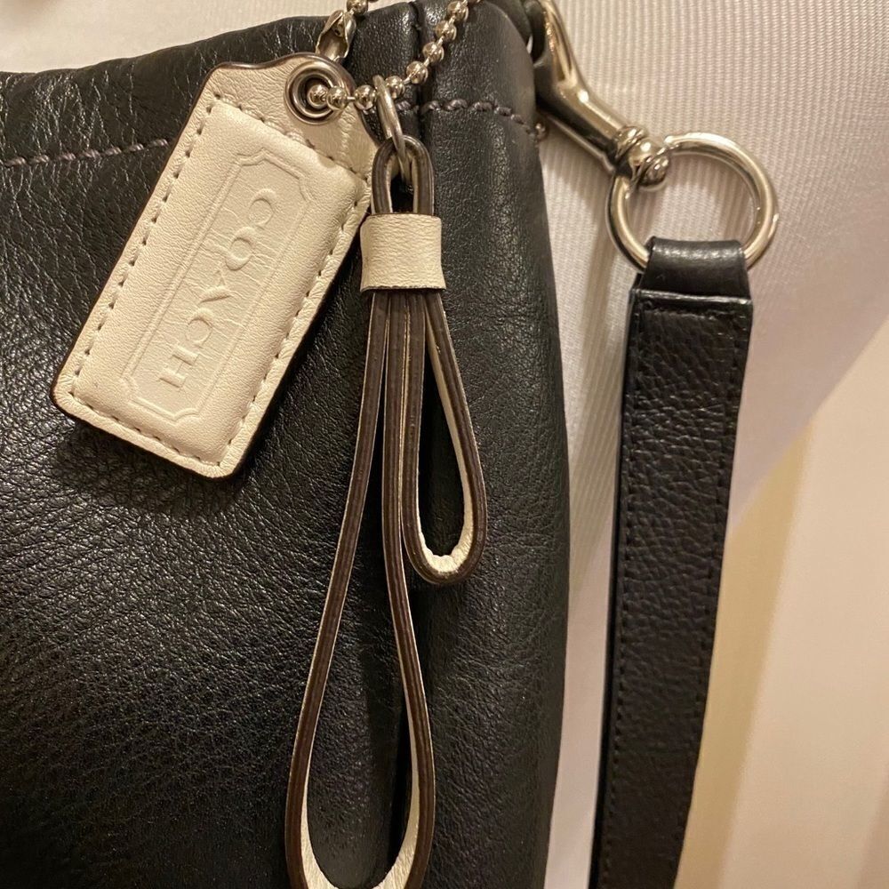 Coach purse  - Picture 2 of 3